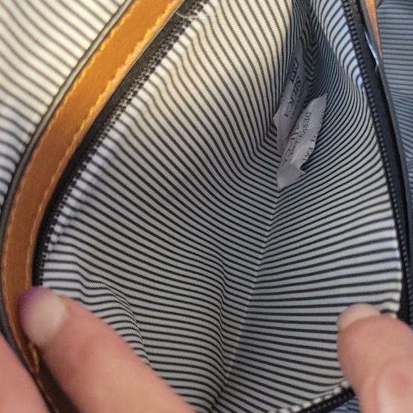 Sunflower Travel Set - Picture 7 of 12